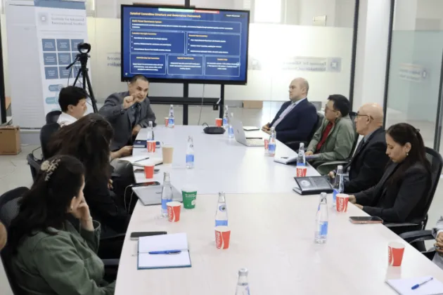 audience, discussion, desk, screen